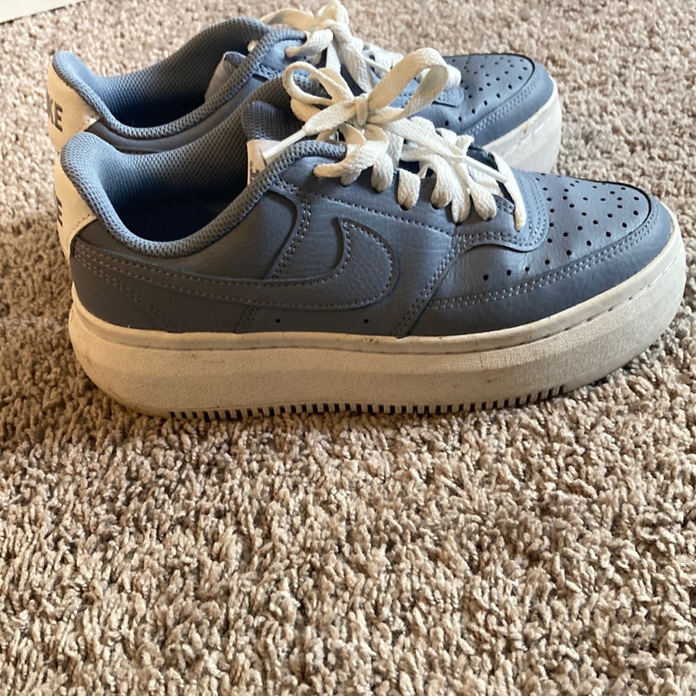 Nike casual shoes